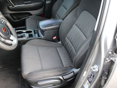 Used 2021 Kia Sportage LX image 14