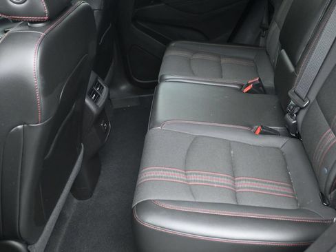 Used 2023 Chevrolet Equinox RS FWD image 15
