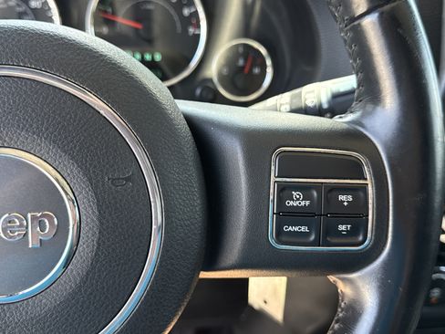 Used 2012 Jeep Wrangler Unlimited Sport AWD/4WD image 14