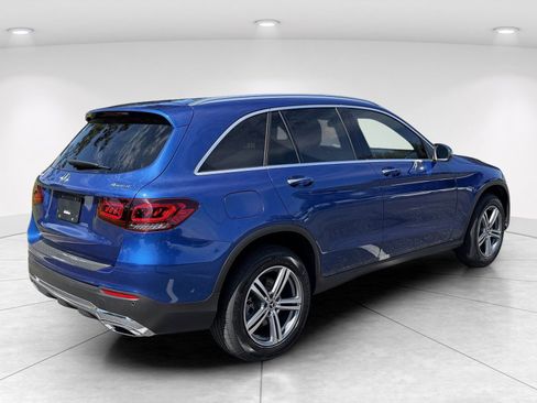 Used 2022 Mercedes-Benz GLC 300 4MATIC image 4
