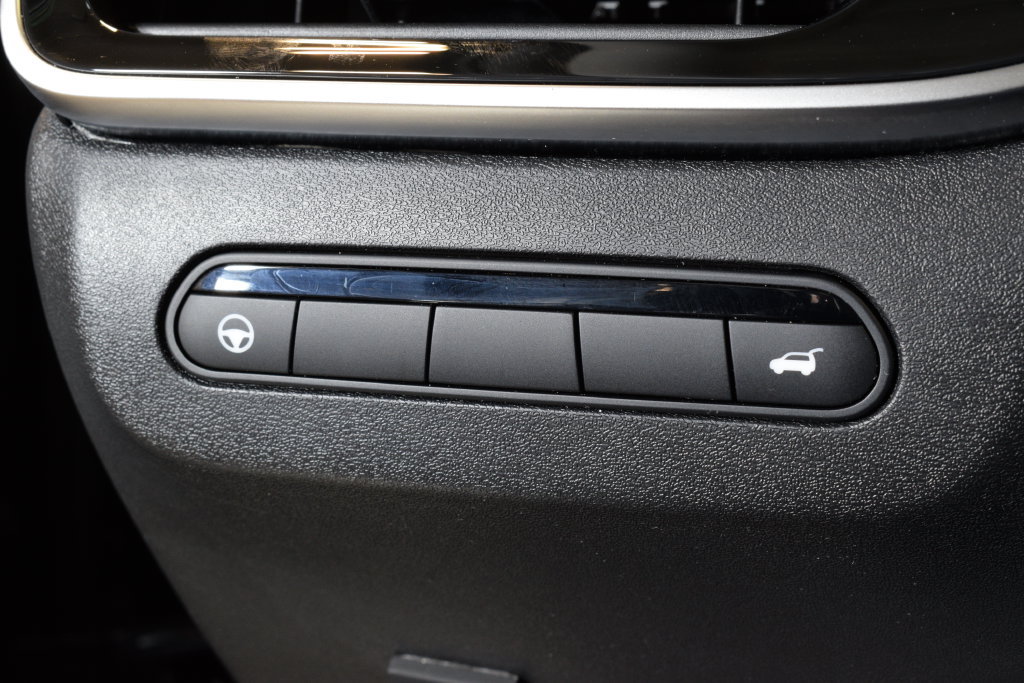 Used 2026 INFINITI QX60 Luxe w/ Family Package AWD/4WD image 19