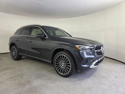 New 2026 Mercedes-Benz GLC 300 image 1