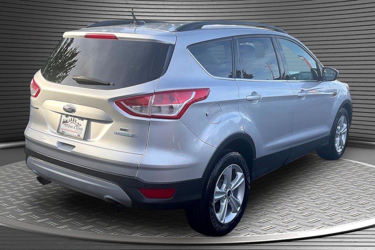 Used 2014 Ford Escape SE w/ Equipment Group 201A FWD image 6