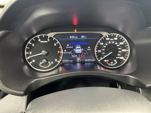 Used 2024 Nissan Altima 2.5 SV FWD image 17