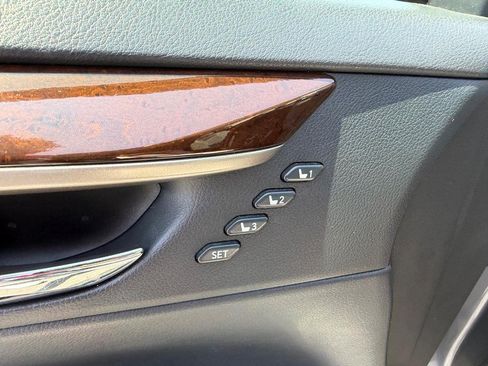 Used 2013 Lexus ES 350 w/ Luxury Pkg FWD image 20
