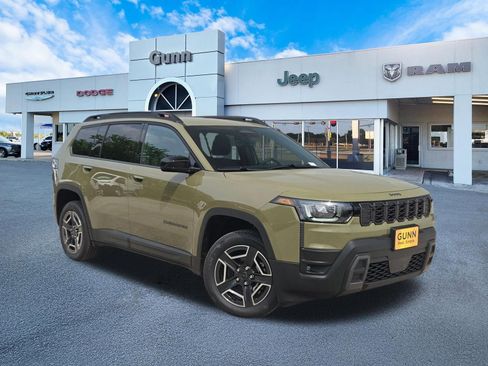 New 2026 Jeep Cherokee Laredo AWD/4WD image 1