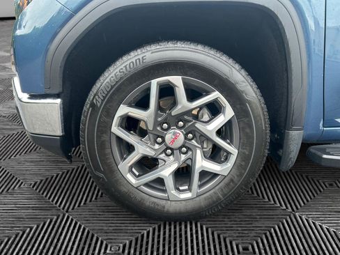 Used 2024 GMC Sierra 1500 SLT w/ SLT Premium Plus Package AWD/4WD image 14