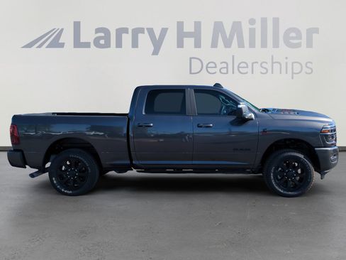 New 2026 RAM 2500 Laramie AWD/4WD image 6