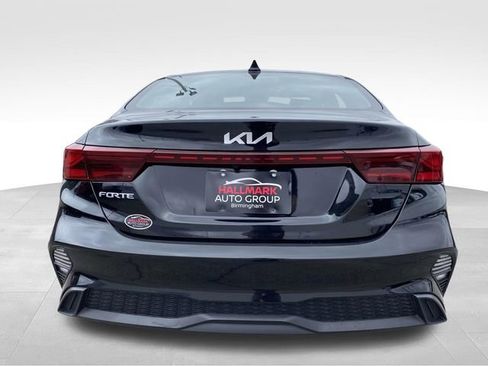 Used 2024 Kia Forte LXS image 3
