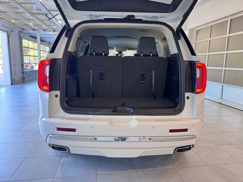 Certified 2023 GMC Acadia Denali w/ Denali Technology Package image 7