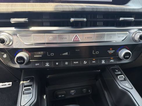 Used 2023 Kia Telluride SX AWD/4WD image 28