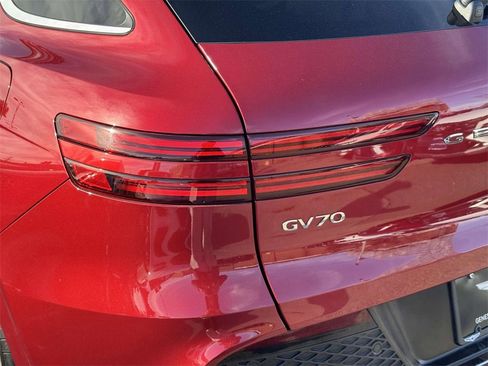 Certified 2023 Genesis GV70 2.5T w/ Select Package image 11