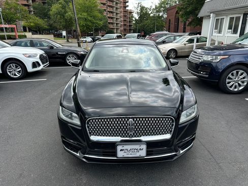 Used 2017 Lincoln Continental Select w/ Climate Package FWD image 4