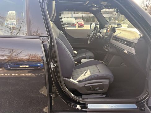 Used 2025 MINI Cooper S image 25