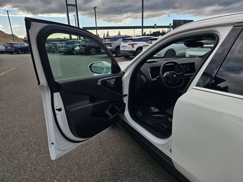 Used 2025 BMW X3 xDrive30i AWD/4WD image 18