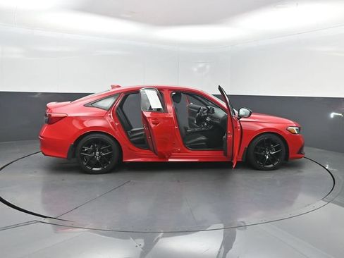Used 2023 Honda Civic Sport image 36
