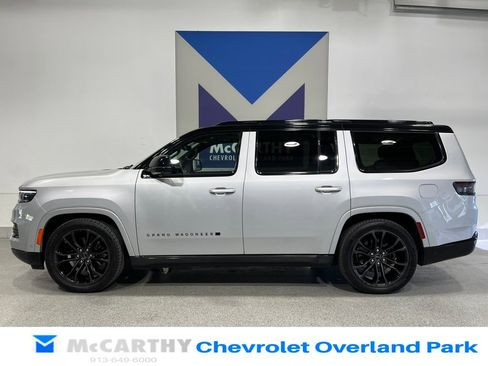 Used 2024 Jeep Grand Wagoneer Series II w/ Quick Order Packagew 28T AWD/4WD image 8