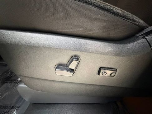 Used 2019 Dodge Grand Caravan SE w/ Power Convenience Group I FWD image 25
