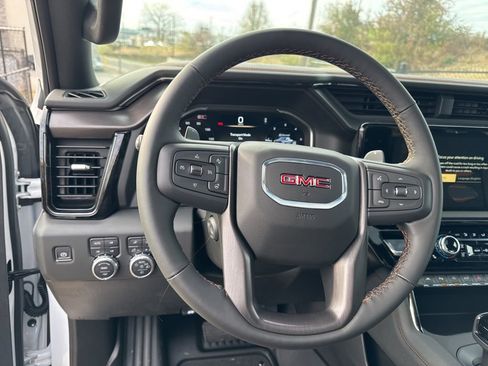 New 2025 GMC Sierra 1500 AT4 w/ AT4 Premium Package image 16