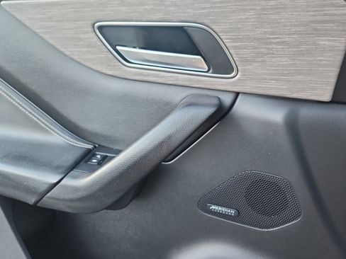 Used 2017 Jaguar F-PACE S image 14