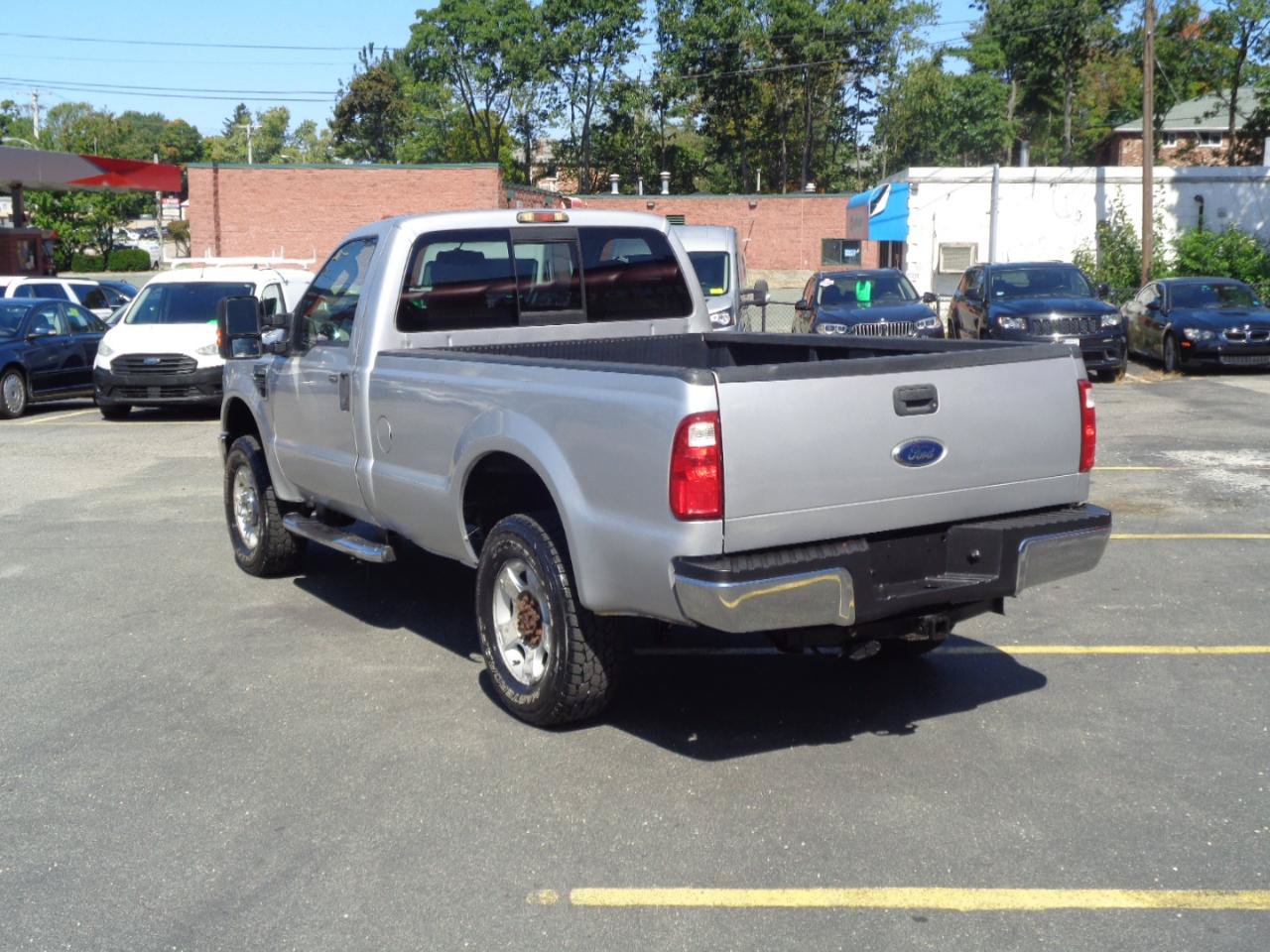 Used 2010 Ford F250 XLT AWD/4WD image 3