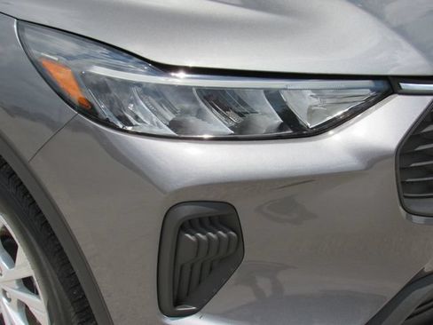 Used 2024 Ford Escape Active AWD/4WD image 10