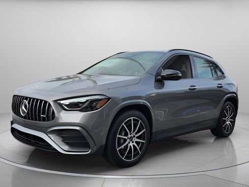 New 2026 Mercedes-Benz GLA 35 AMG 4MATIC image 2