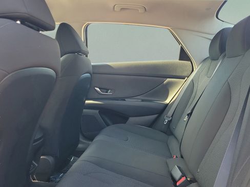 New 2026 Hyundai Elantra SE FWD image 7