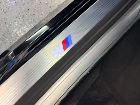 Used 2019 BMW 740i w/ M Sport Package image 24