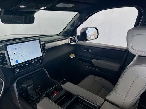 New 2026 Toyota Tundra Limited AWD/4WD image 23