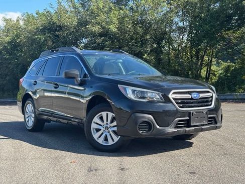 Used 2019 Subaru Outback 2.5i AWD/4WD image 1