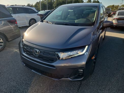 New 2026 Honda Odyssey EX-L image 2