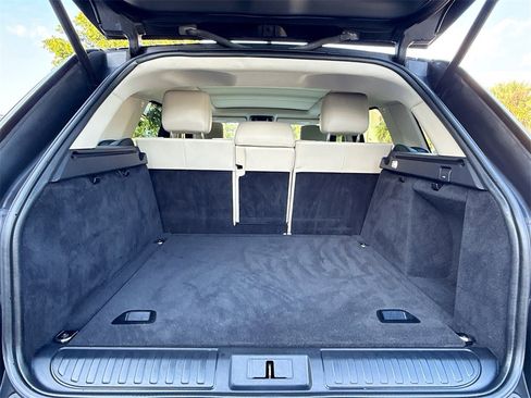 Used 2016 Land Rover Range Rover Sport HSE image 29