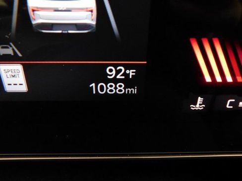 Used 2025 Kia K4 LXS image 47