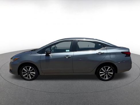 Used 2025 Nissan Versa SV FWD image 8