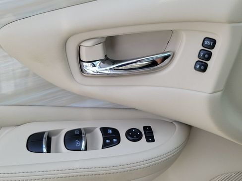 Used 2018 Nissan Murano Platinum w/ Cargo Package FWD image 20