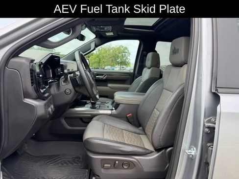 Used 2023 Chevrolet Silverado 1500 ZR2 w/ ZR2 Bison Edition AWD/4WD image 8