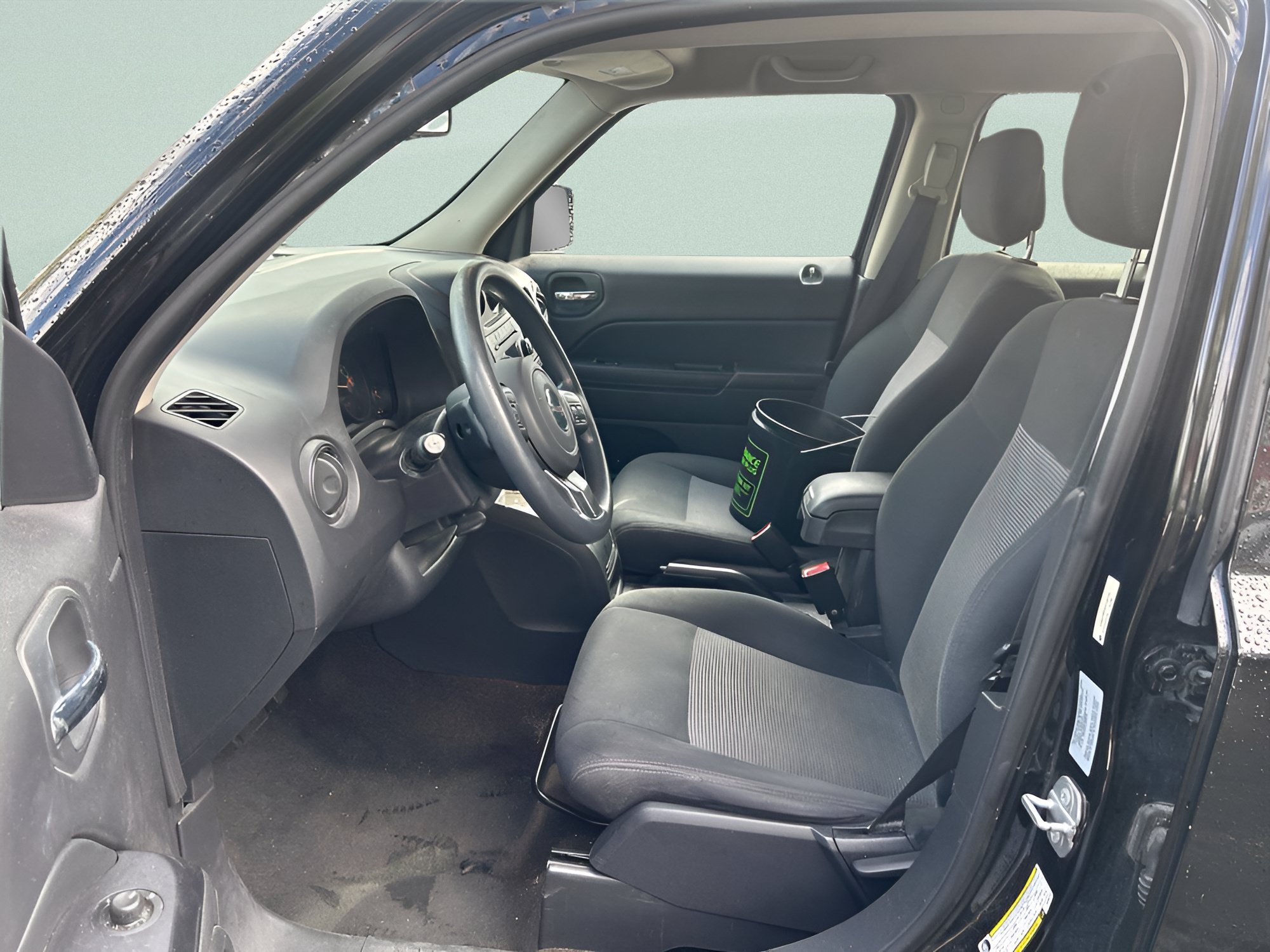 Used 2015 Jeep Patriot Sport w/ Power Value Group FWD image 17