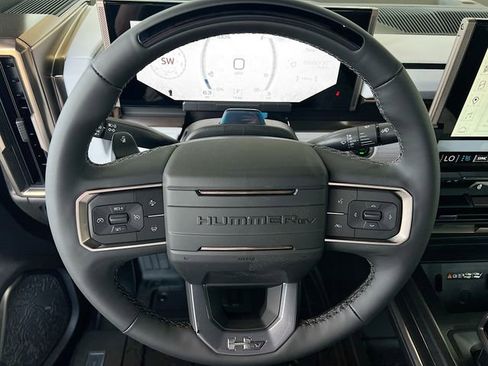 New 2025 GMC Hummer EV 3X AWD/4WD image 7