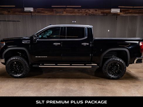 Used 2024 GMC Sierra 1500 SLT w/ SLT Premium Plus Package image 6