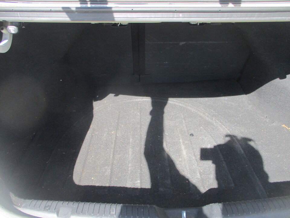 Used 2011 Hyundai Elantra GLS w/ Preferred Equipment Pkg 3 FWD image 6