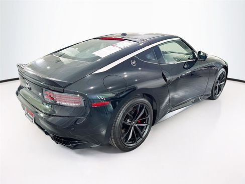 Used 2024 Nissan Z Performance w/ Floor Mat Package RWD image 33
