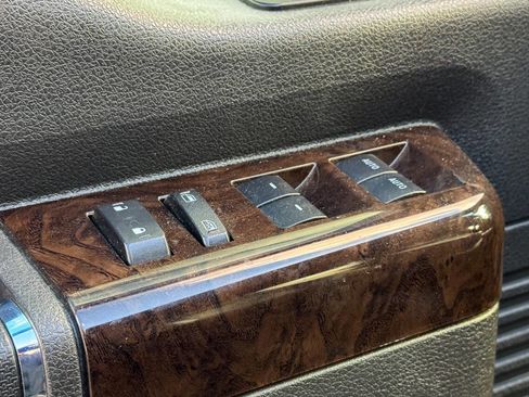 Used 2015 Ford F350 Platinum image 18