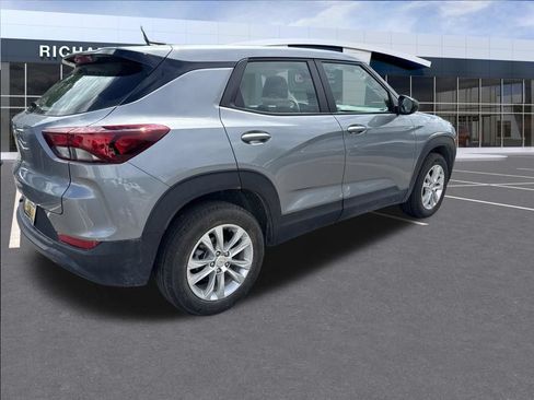Used 2023 Chevrolet TrailBlazer LS AWD/4WD image 18