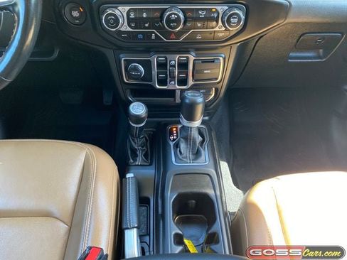 Used 2021 Jeep Wrangler Unlimited Sahara w/ Dual Top Group AWD/4WD image 14