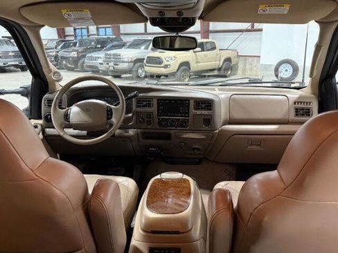 Used 2001 Ford Excursion Limited image 17