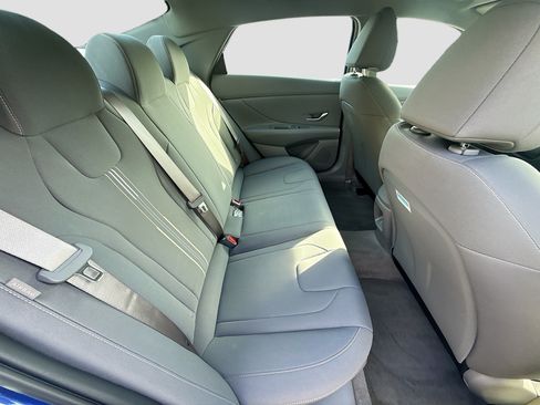 Certified 2026 Hyundai Elantra Sport FWD image 25