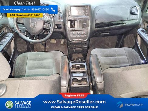 Used 2017 Dodge Grand Caravan SE image 11