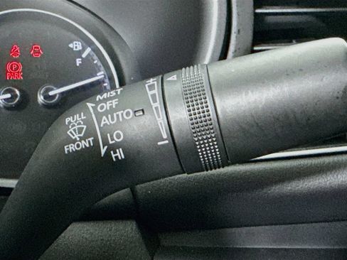 Used 2024 MAZDA MAZDA3 s FWD image 14