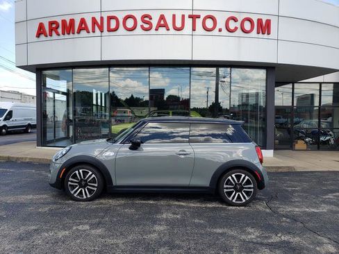 Used 2020 MINI Cooper S FWD image 1
